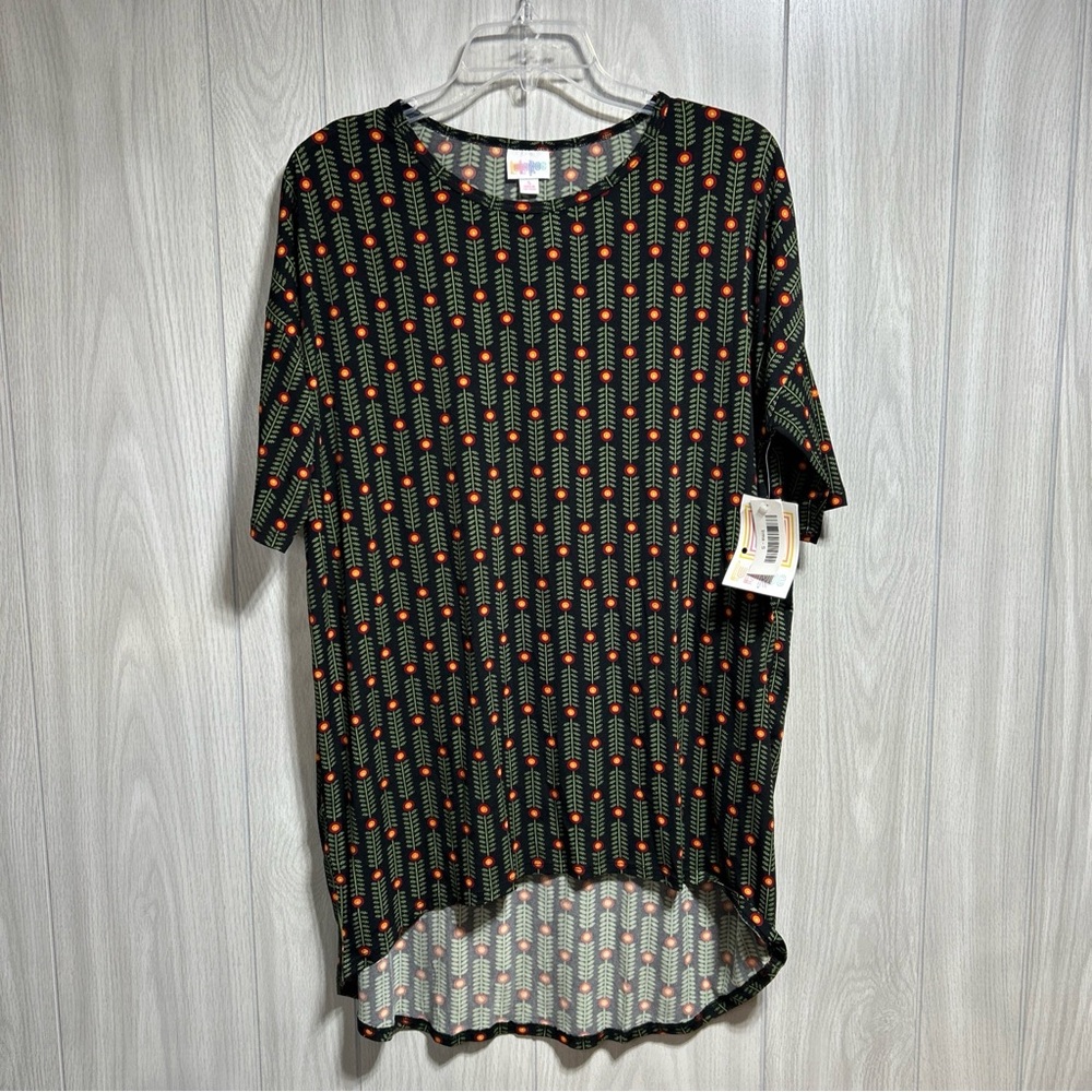 LuLaRoe NWT Irma Shirt High Low Hem Size Small